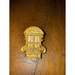 Vtg Karl Lagerfeld Iconic French Window Brooch Pin Faux Pearl RARE